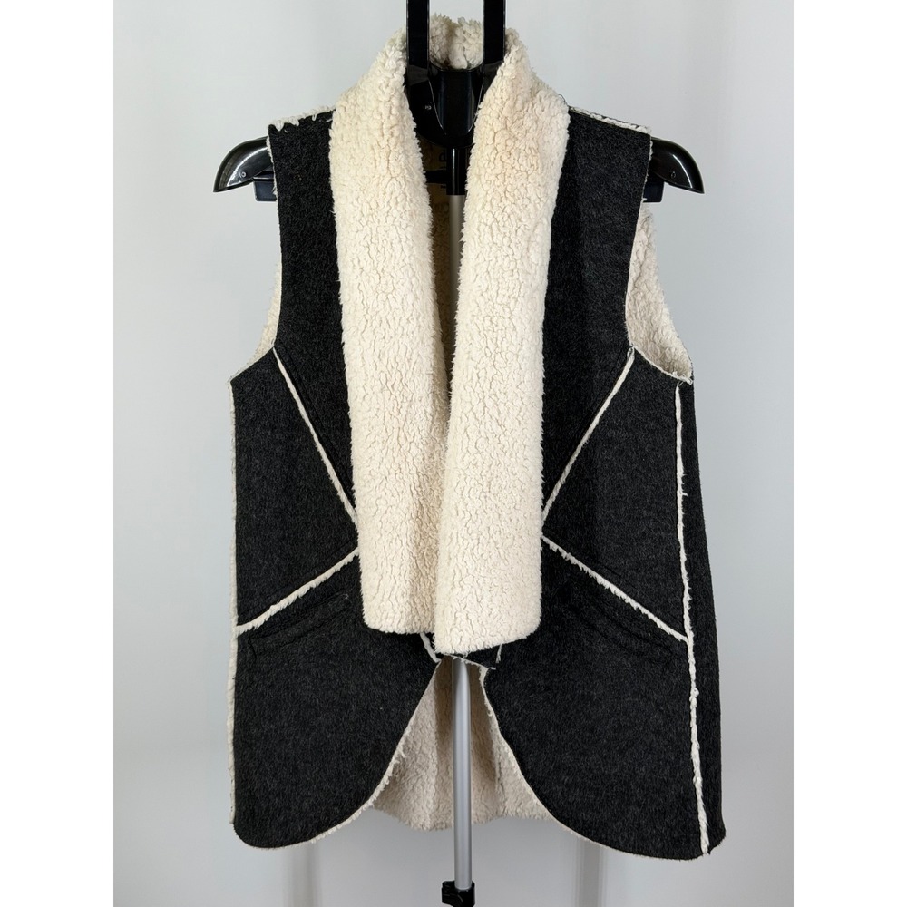 Dylan by True Grit Womens Faux Shearling Sherpa Vest Gray Cream Open Front M